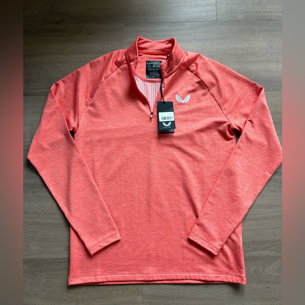 Castore 1/4 Zip Athletic Top in Bright Peach